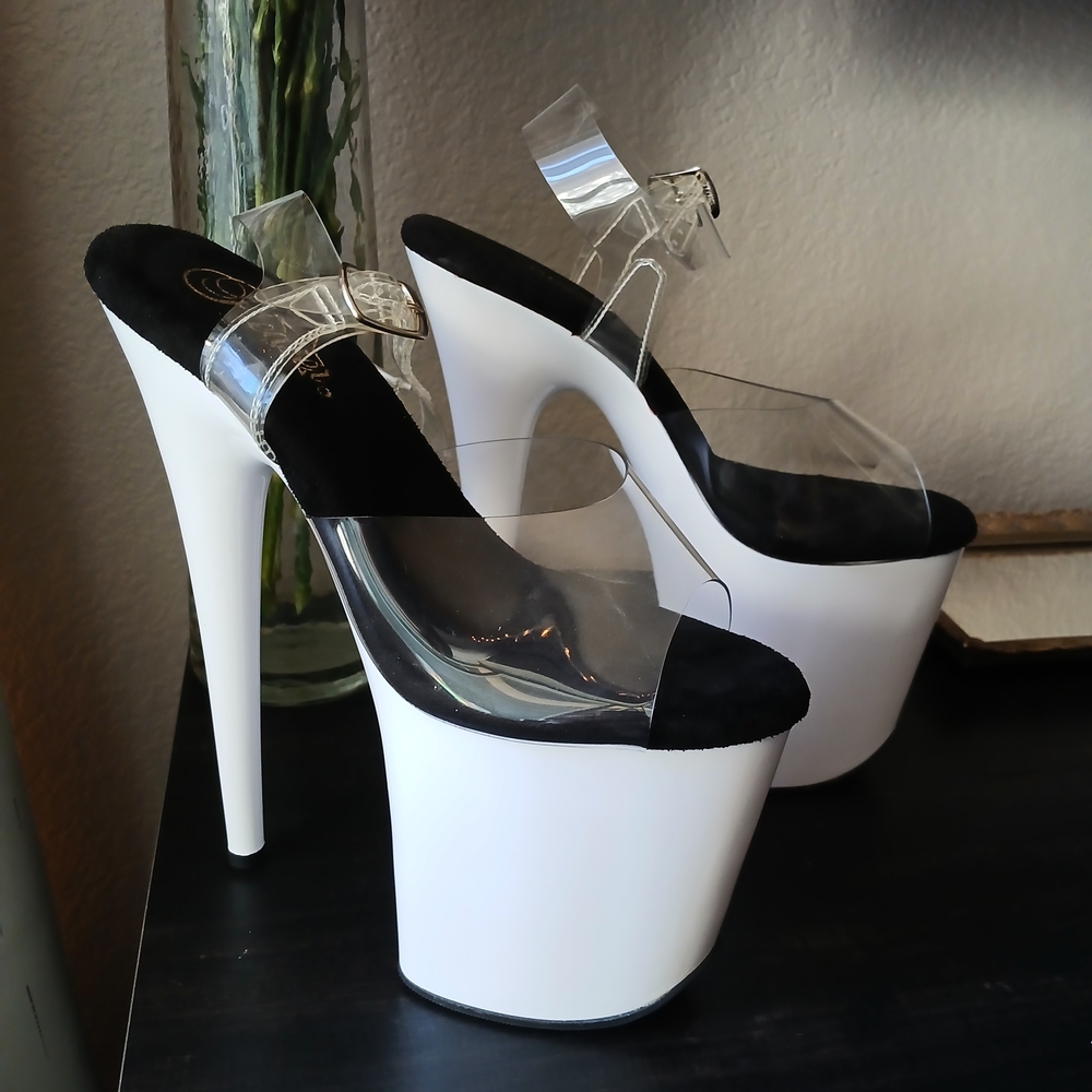 NWOT Pleaser's Flamingo 8" Heels, 808 UV, Glows In UV Light